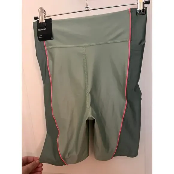 Nike Jordan Women's Green Stretch Essentials Bike Shorts Tight Fit Sporty Gym - Picture 4 of 9